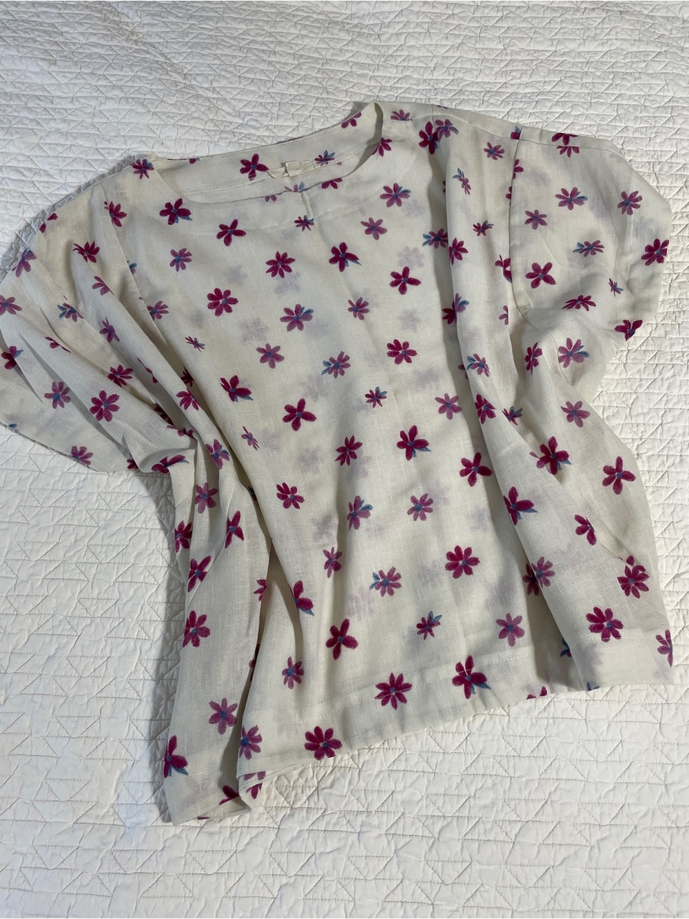 easel Cream Blouse with Magenta Floral Print